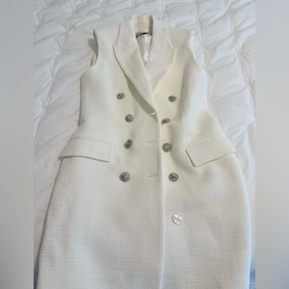 Zara White Textured Blazer Vest Dress with Rhinestone Button XS NWOT - Picture 2 of 4
